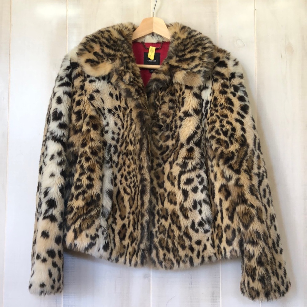 Leopard faux fur Express coat